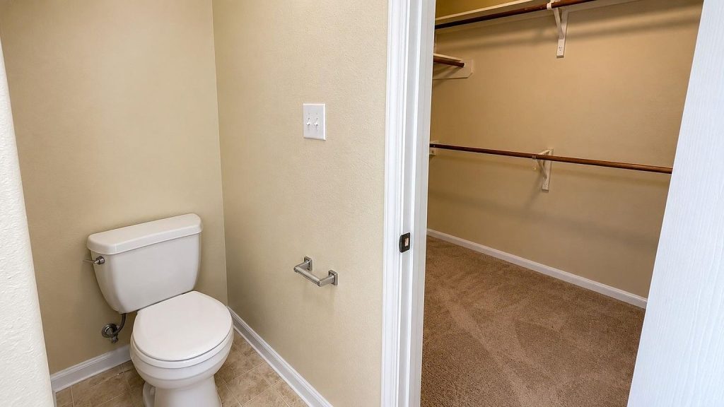 Photo 36 of 49, 29023 Fox Fountain Ln